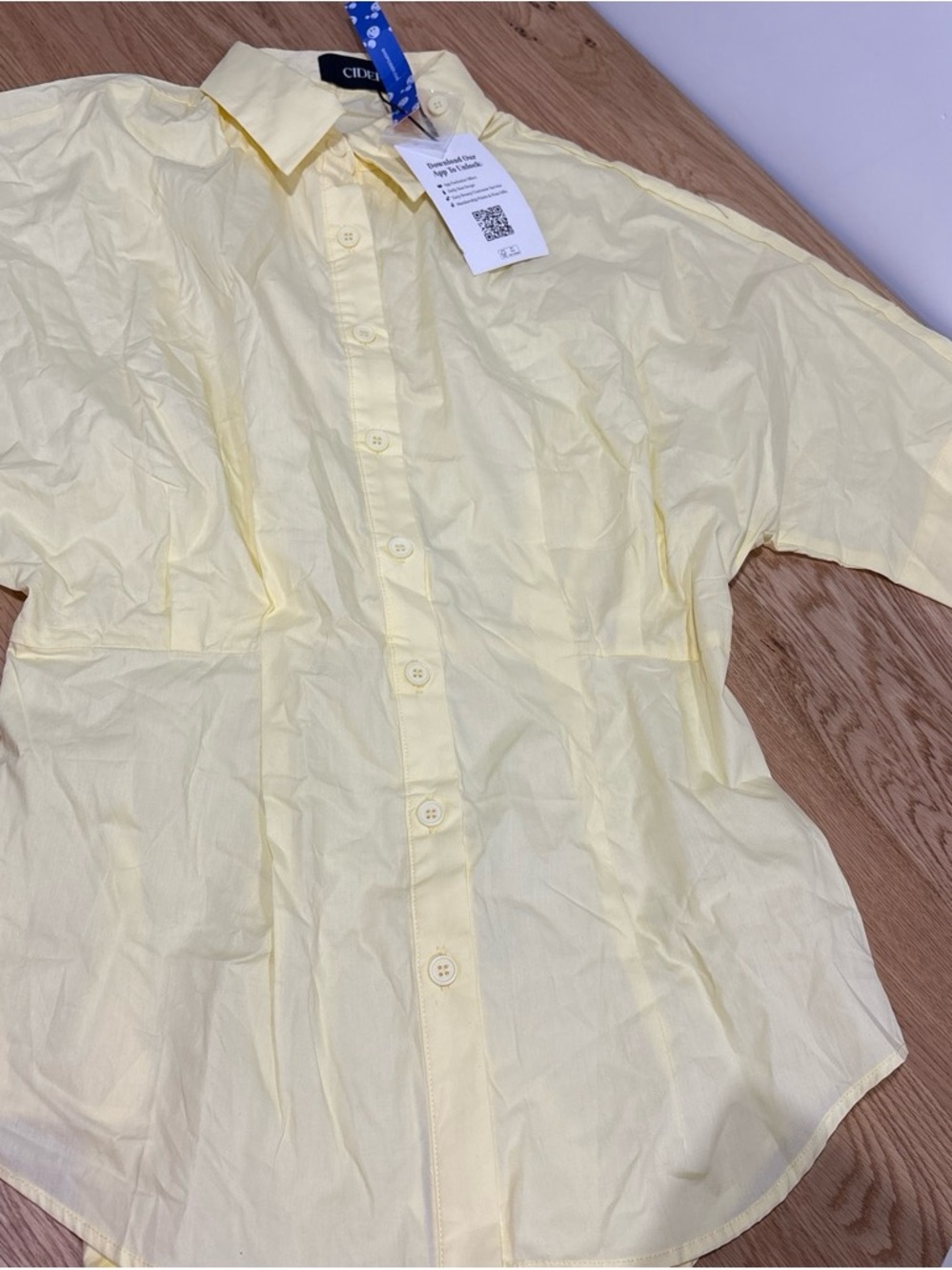 CIDER women’s Light Yellow Button-Up Shirt
